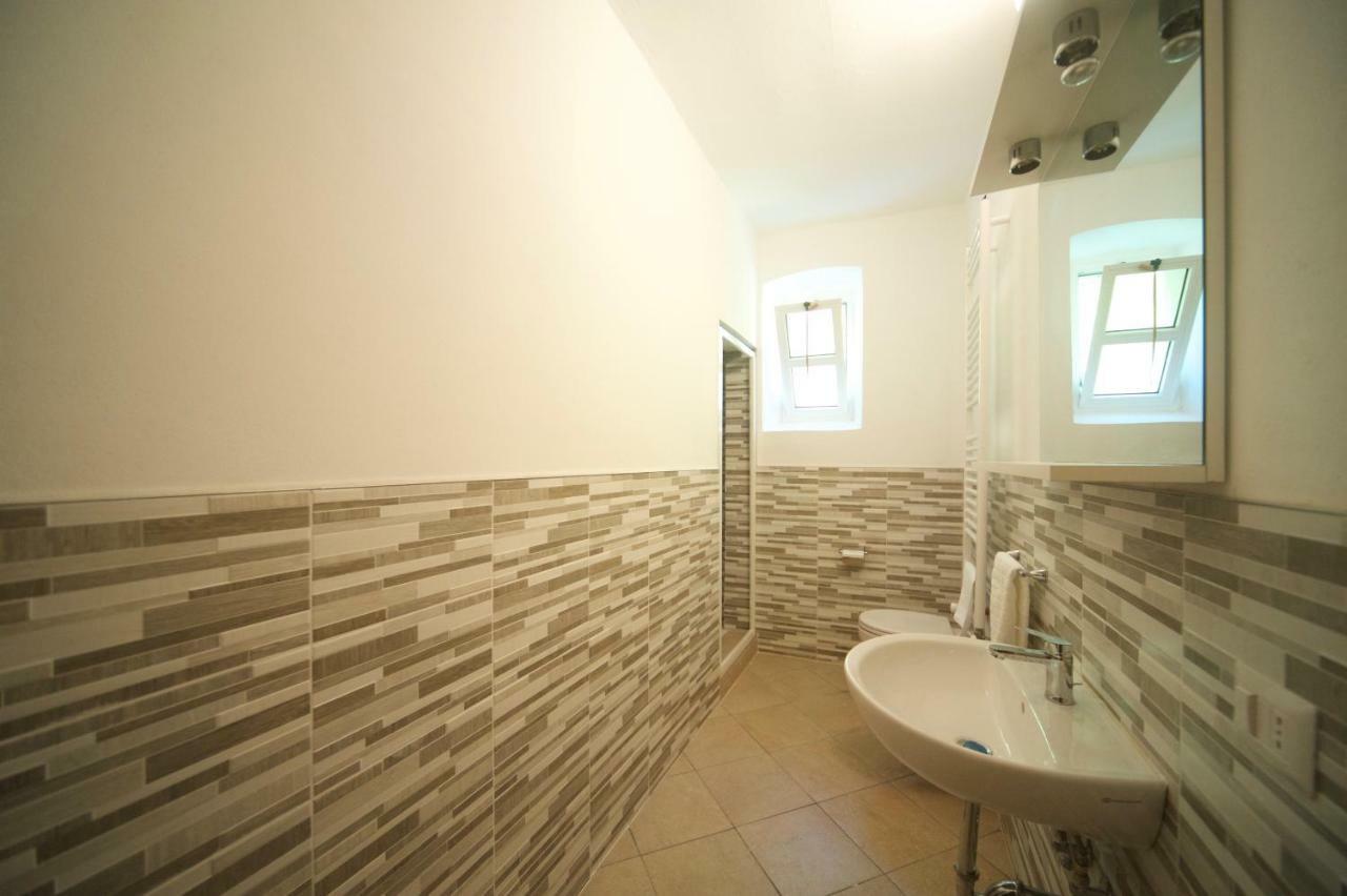 Al Vecchio Convento Mare E Monti Bed & Breakfast Ortonovo Ngoại thất bức ảnh