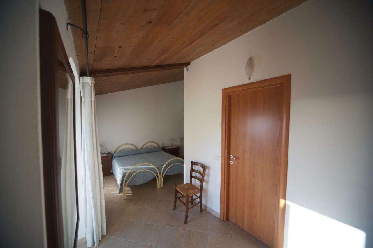 Al Vecchio Convento Mare E Monti Bed & Breakfast Ortonovo Ngoại thất bức ảnh